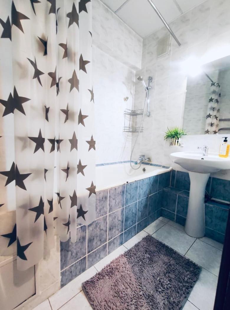 Like Home Apartments&Rooms Almaty Exterior foto