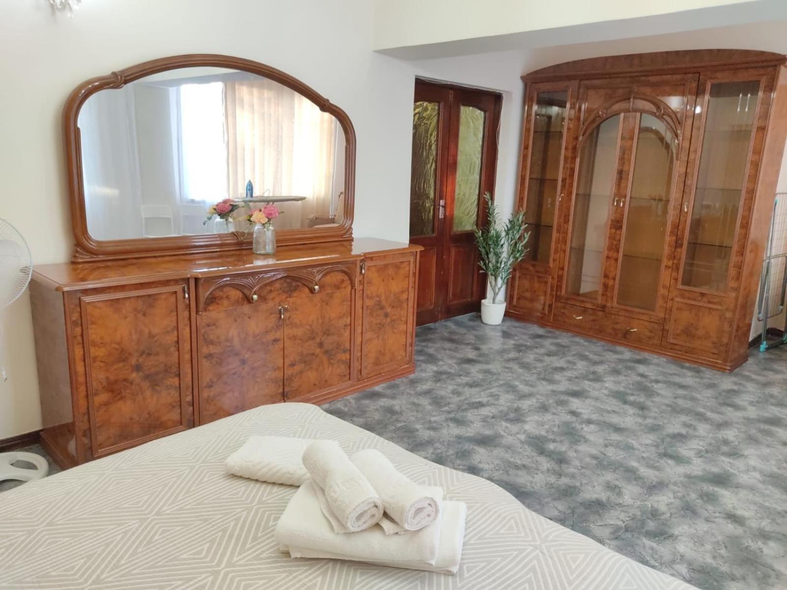 Like Home Apartments&Rooms Almaty Exterior foto