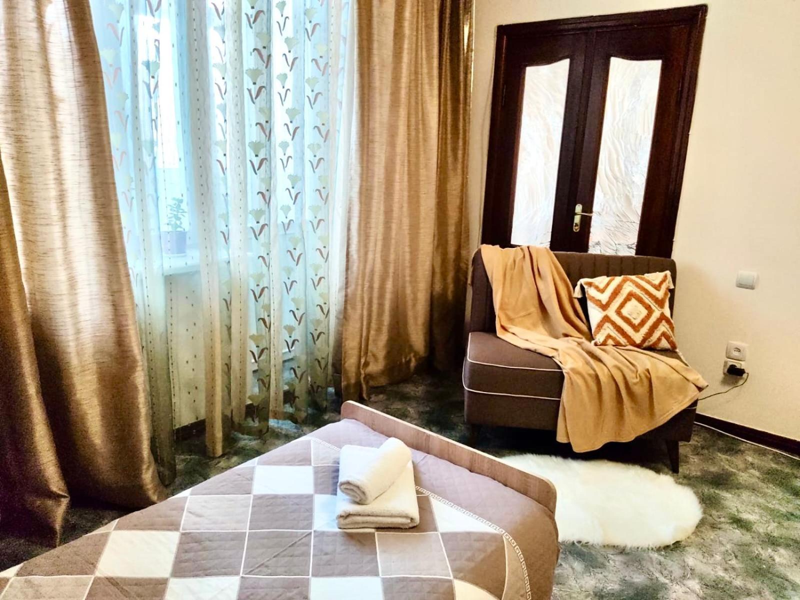 Like Home Apartments&Rooms Almaty Exterior foto